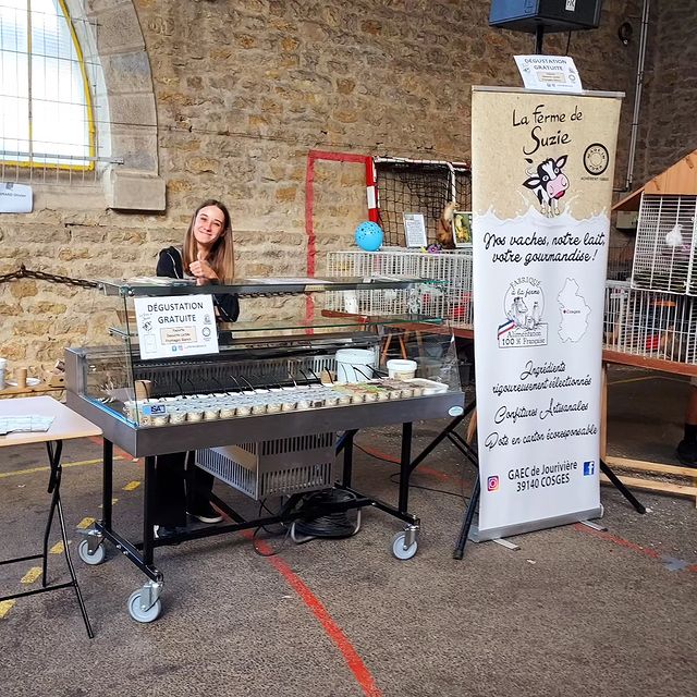 Dégustation sur le marché de Bletterans